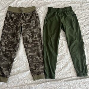 Boys athletic jogger bundle size 8